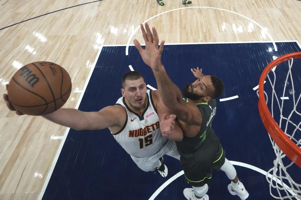 次吸引了全 次吸引了全