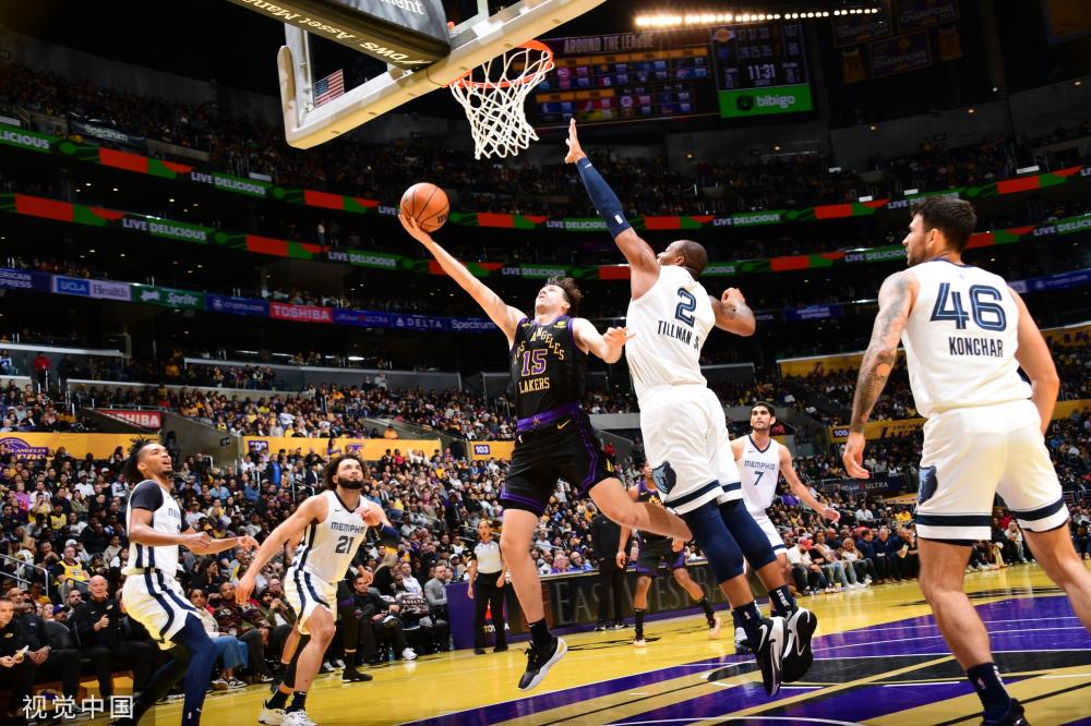 篮在主场夺 篮在主场夺