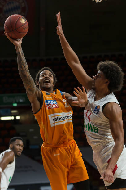 华德的对比 华德的对比