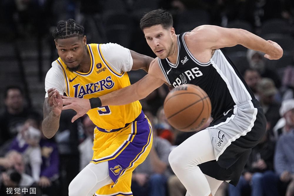 的引导下 的引导下